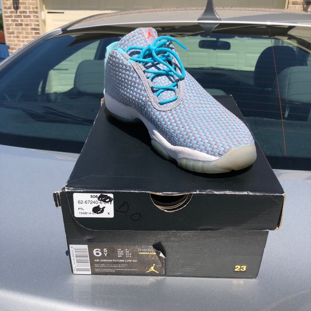 Air Jordan future lows